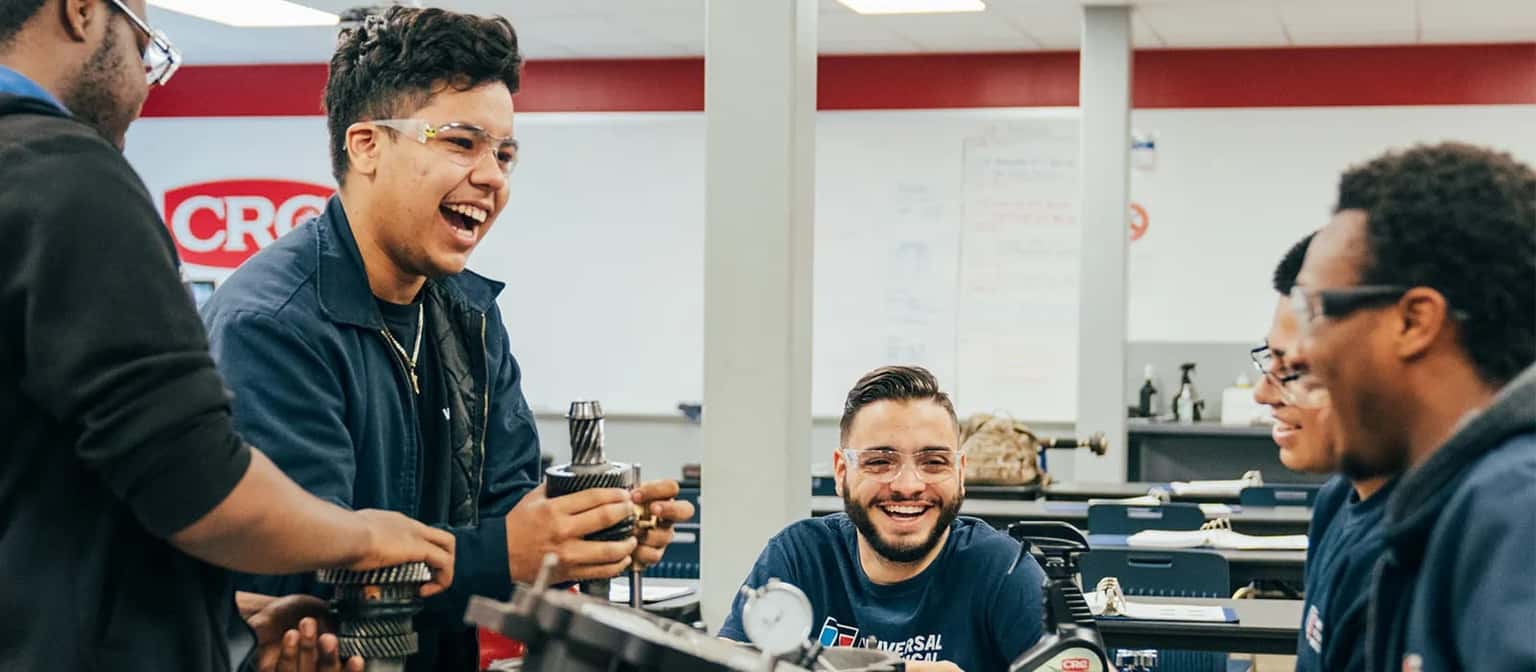 Automotive Mechanic School: 6 Tips for Maximizing Your Experience
