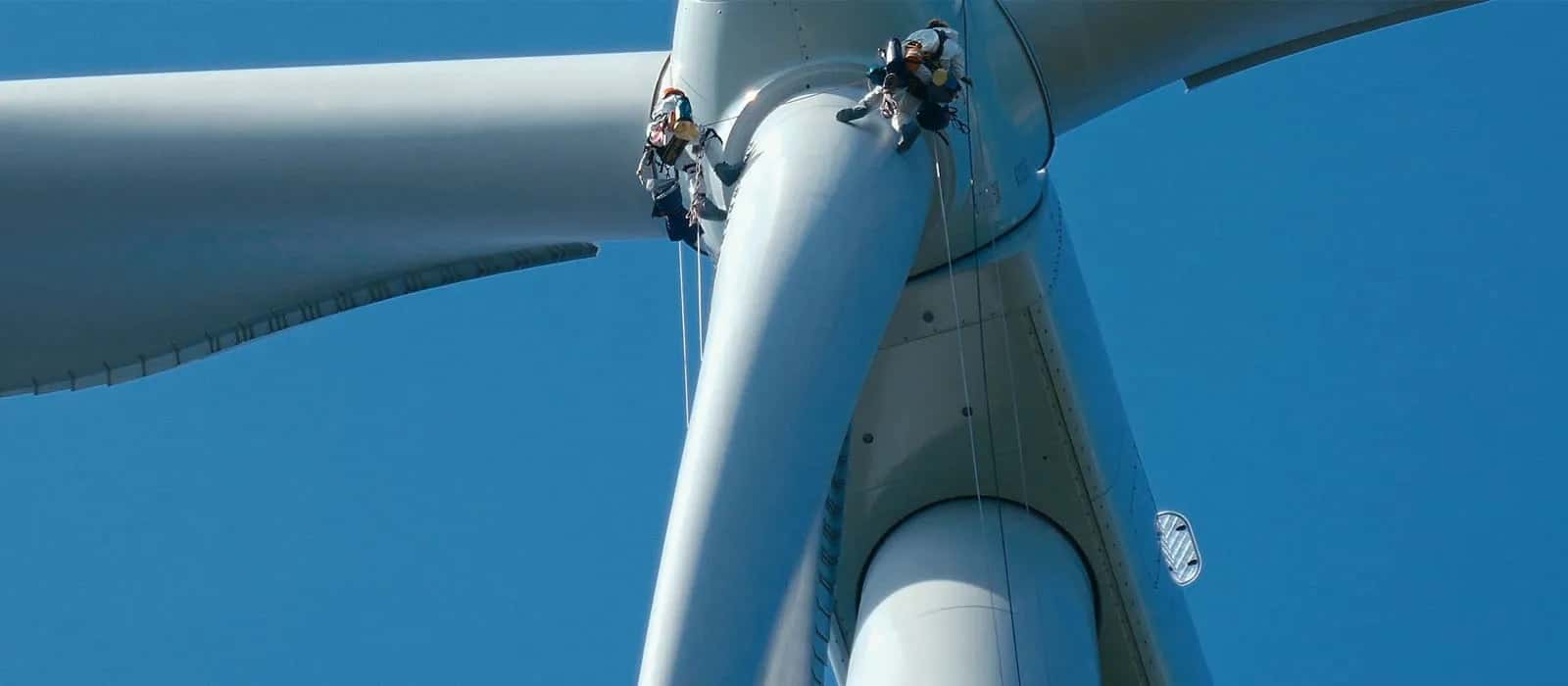 How To Become a Wind Turbine Technician