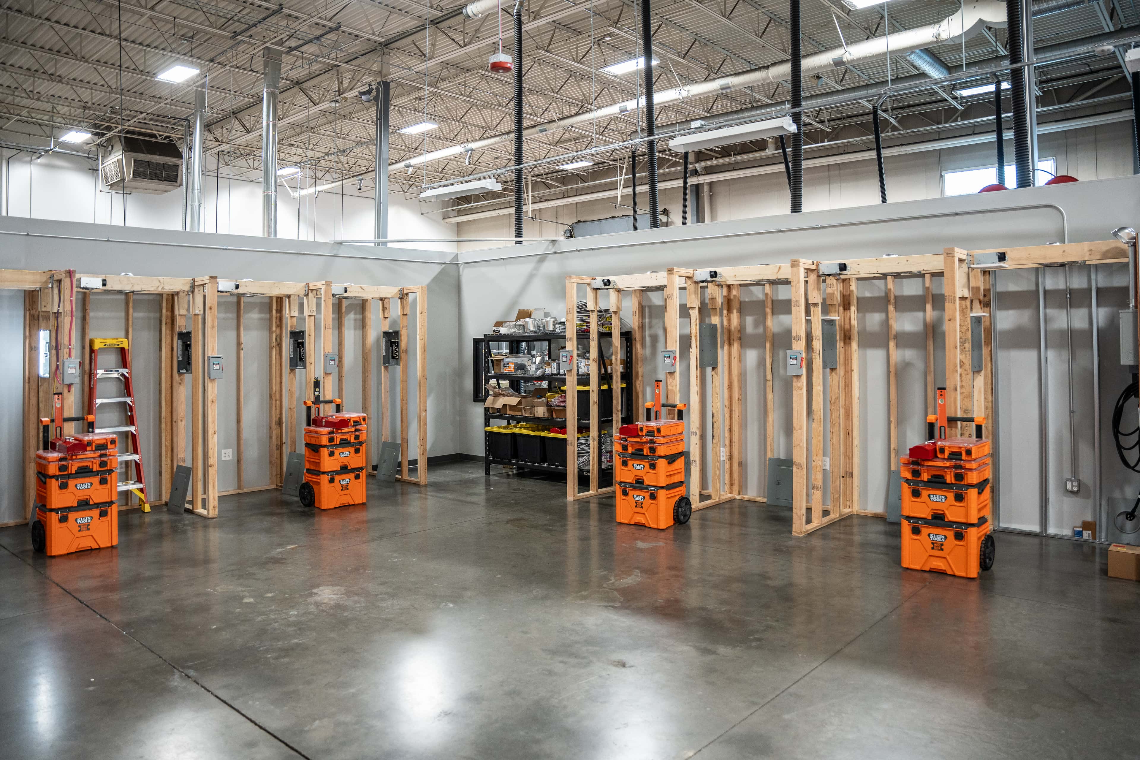 Types of Electrical Conduit: EMT, PVC and FMC