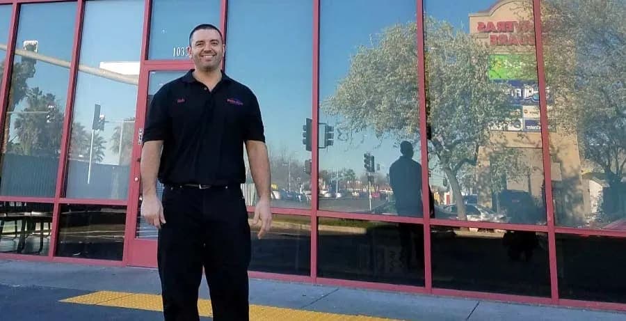 5 Tips for Running an Auto Repair Shop From UTI Grad Richard Perez