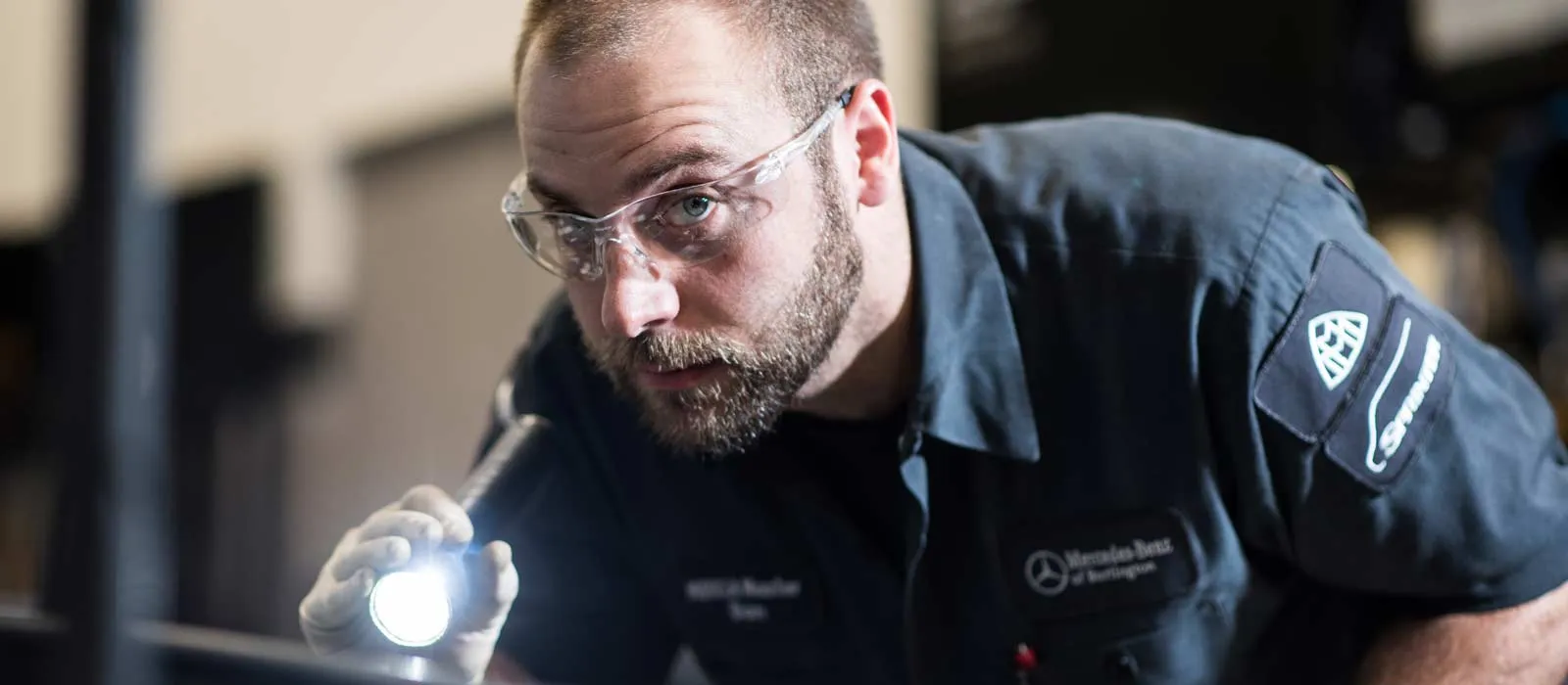 Becoming an Automotive Service Advisor: 2025 Guide