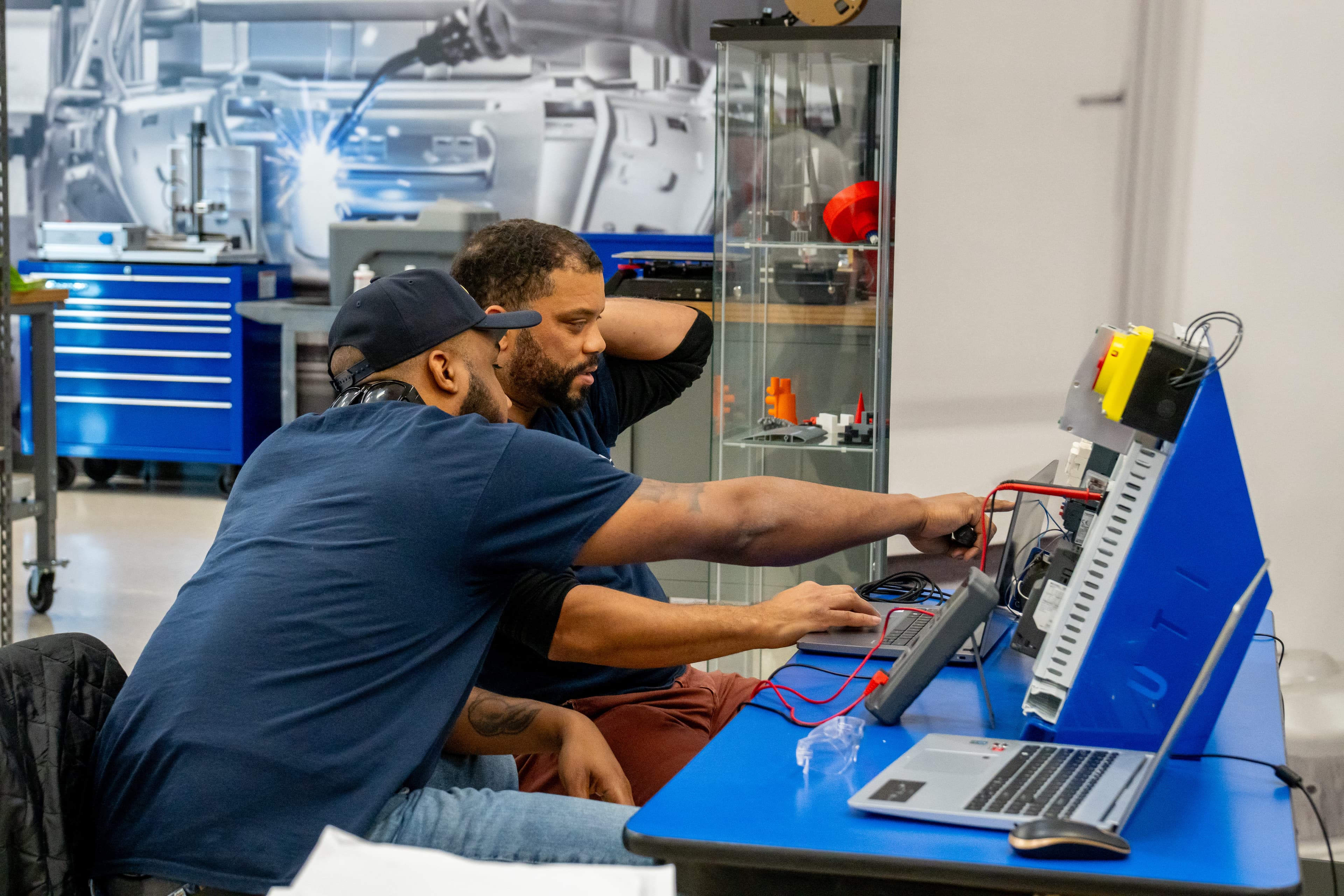 What Is Industrial Networking in Manufacturing?