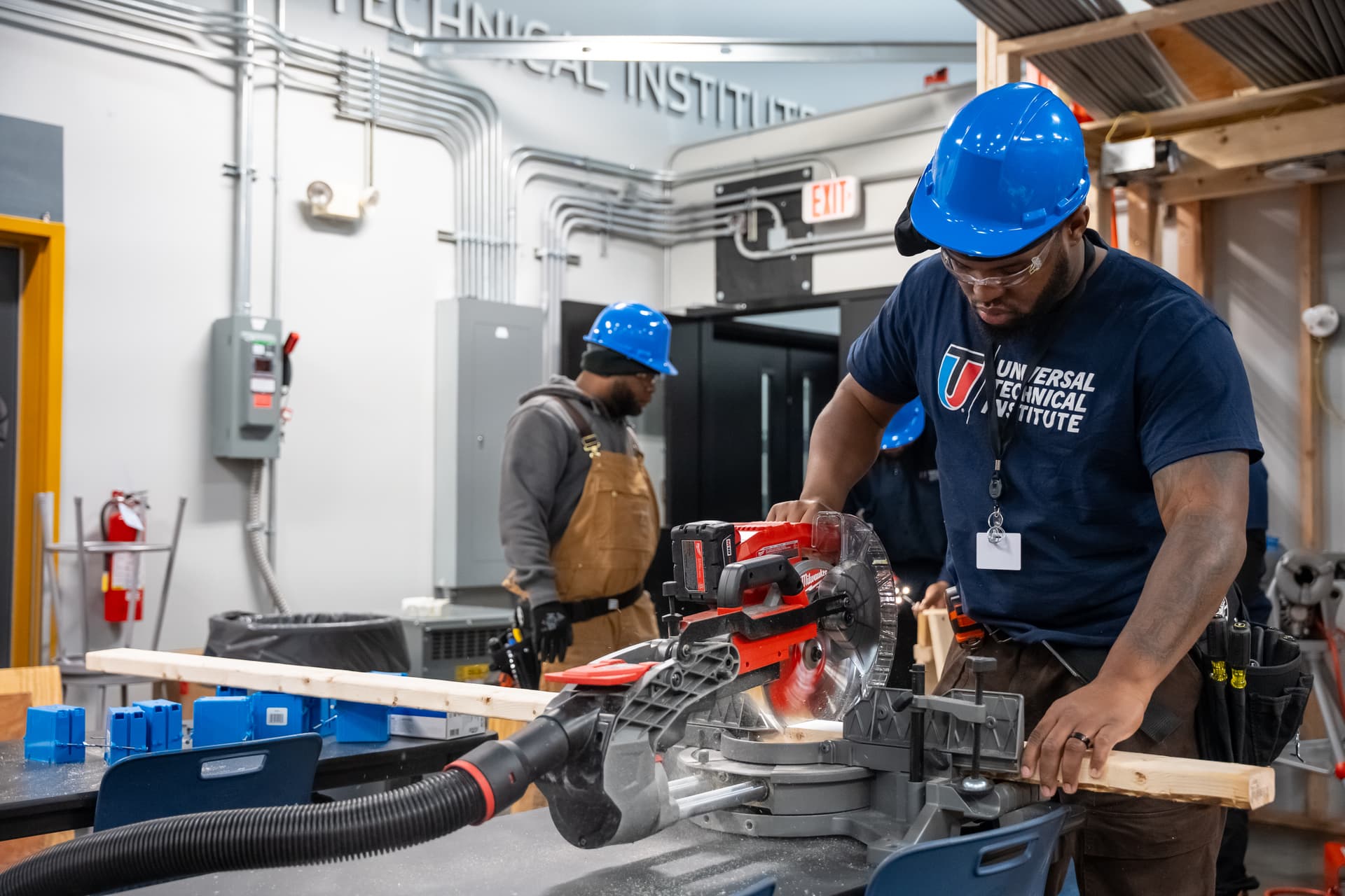 Types of Electrical Jobs and Career Paths| UTI