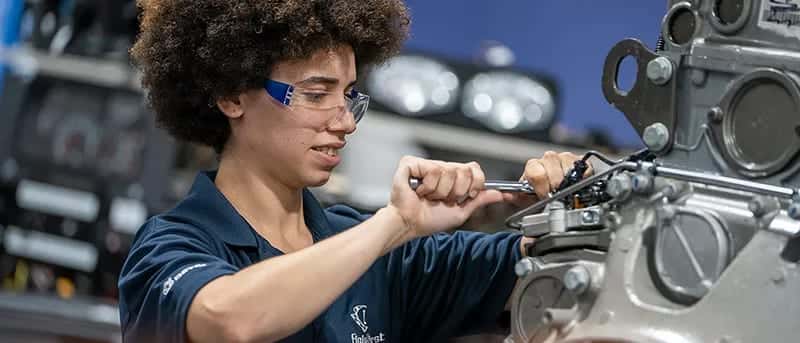 How to Become a Diesel Mechanic (Expert Tips)