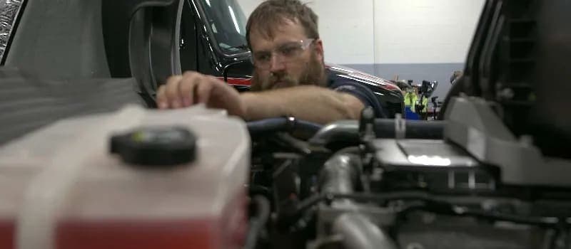 What Is a Mobile Diesel Mechanic?