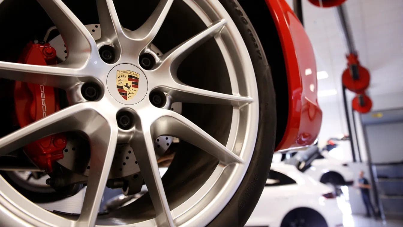 PORSCHE TECHNOLOGY APPRENTICESHIP PROGRAM (PTAP)