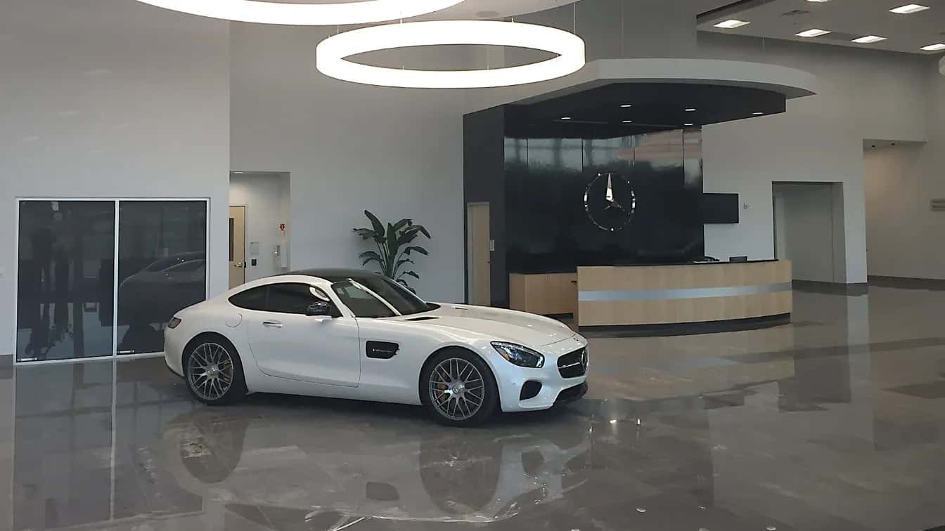 MERCEDES-BENZ TECHNICIAN TRAINING PROGRAM