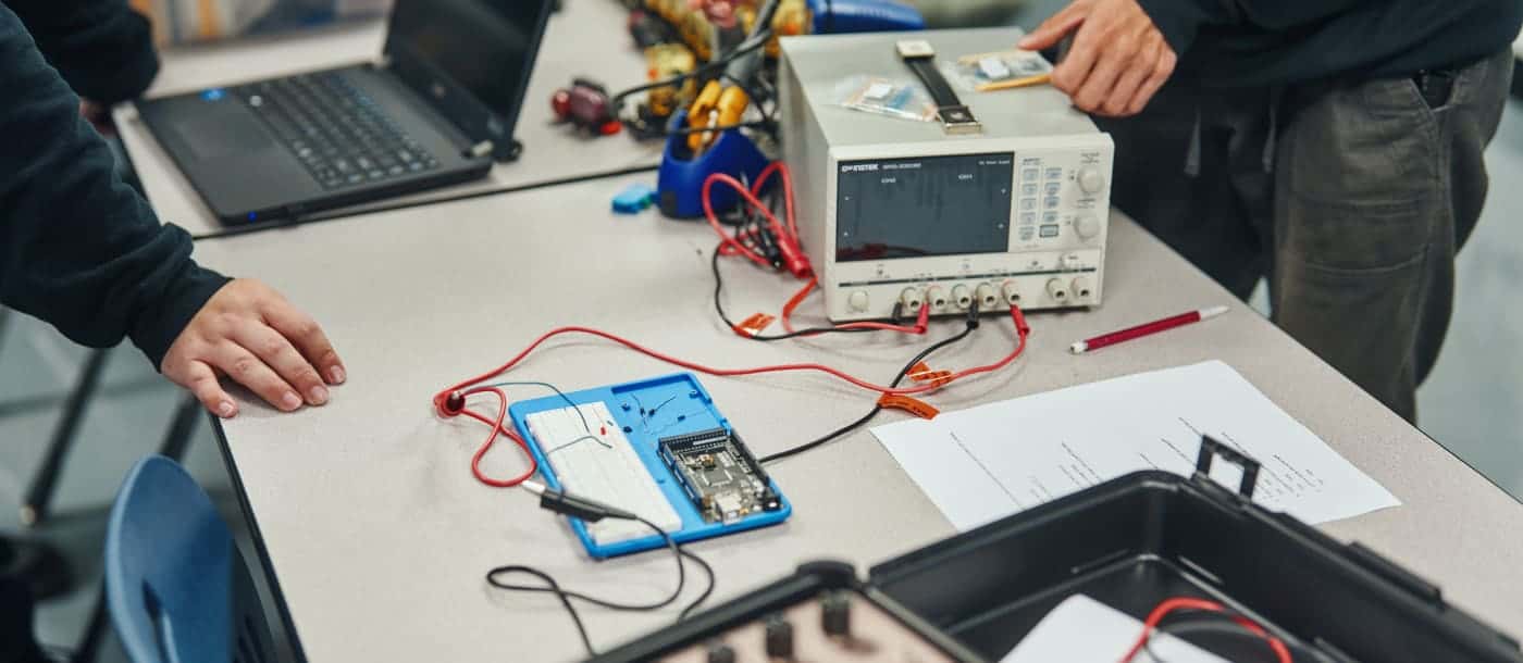 ROBOTICS & AUTOMATION TRAINING IN LISLE, IL