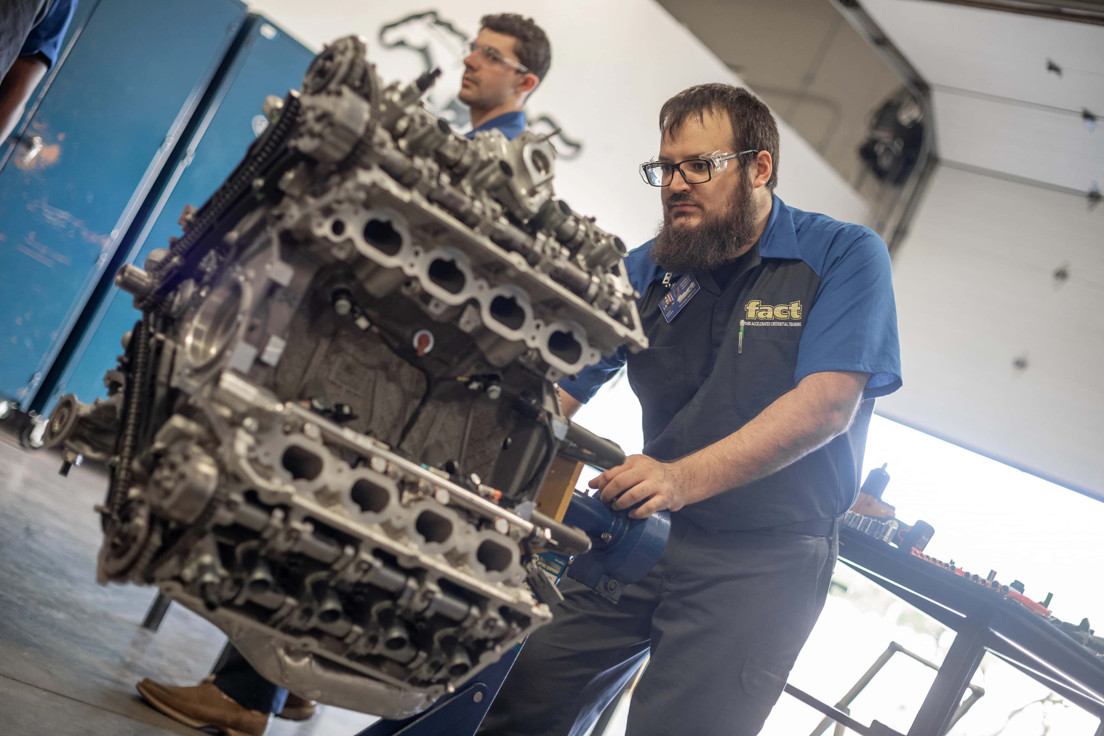 Auto Mechanic School Near San Marcos, TX