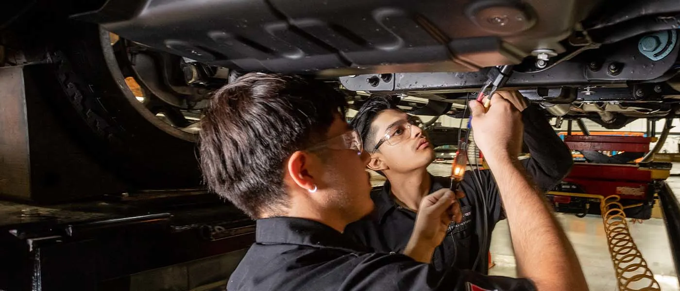 AUTO MECHANIC SCHOOL NEAR GOODYEAR, AZ