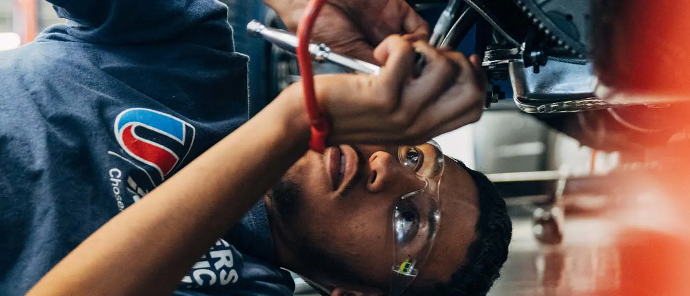 Auto Mechanic Training Near Conroe, TX