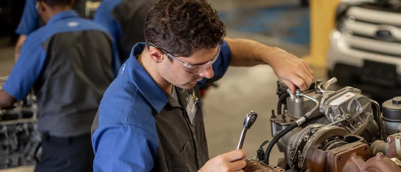 DISCOVER AUTO MECHANIC TRAINING NEAR TRENTON, NEW JERSEY