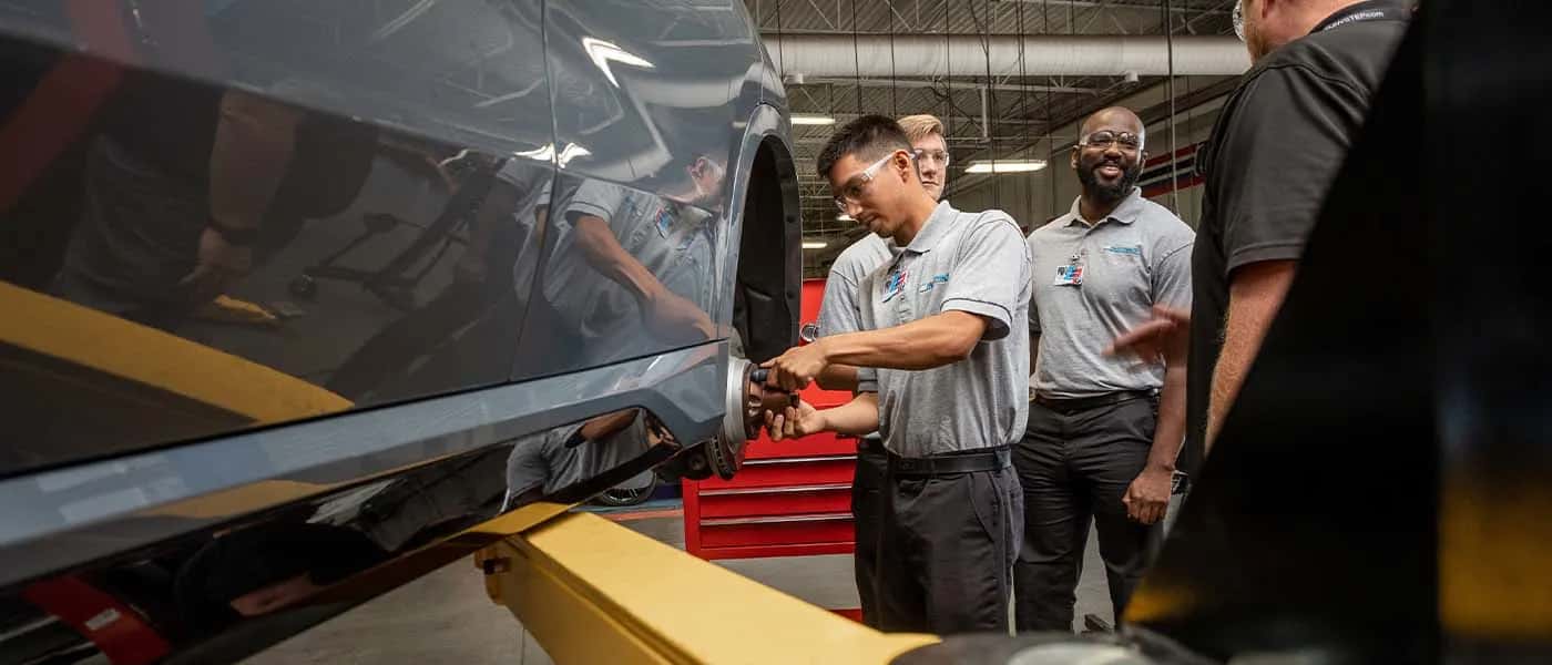 TRADE & VOCATIONAL SCHOOL NEAR PEARLAND, TX: START TRAINING FOR A CAREER TODAY