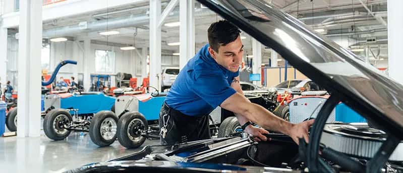 AUTO MECHANIC SCHOOL NEAR IRVINE, CA