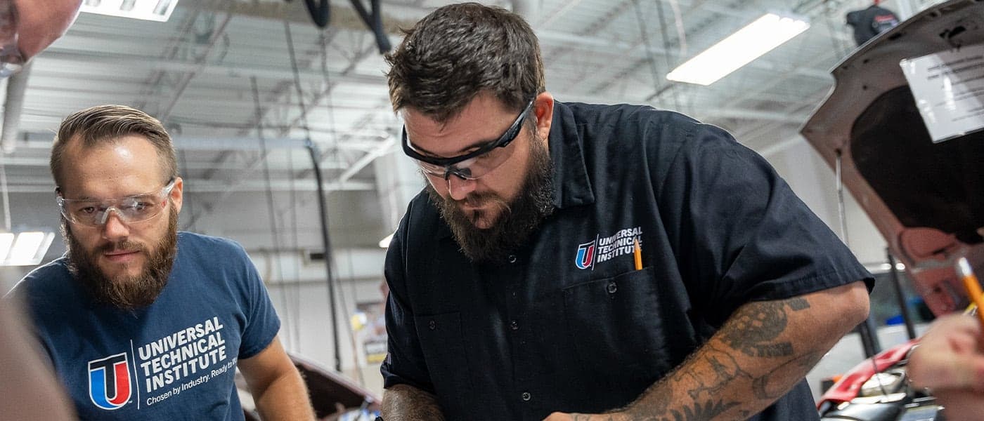 BEGIN YOUR DIESEL MECHANIC TRAINING NEAR BAYTOWN, TEXAS