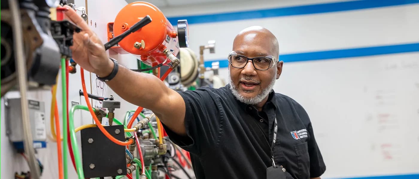 BEGIN YOUR DIESEL MECHANIC TRAINING NEAR CAMDEN, NEW JERSEY