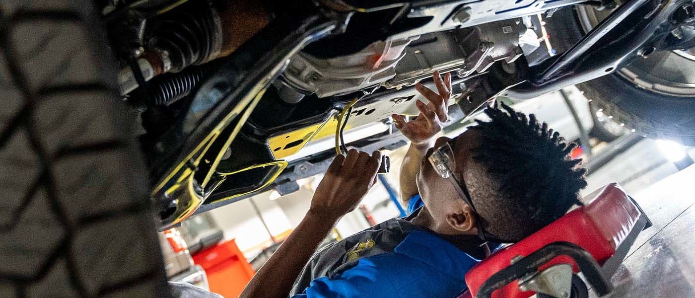 Auto Mechanic Training Near Pearland, TX