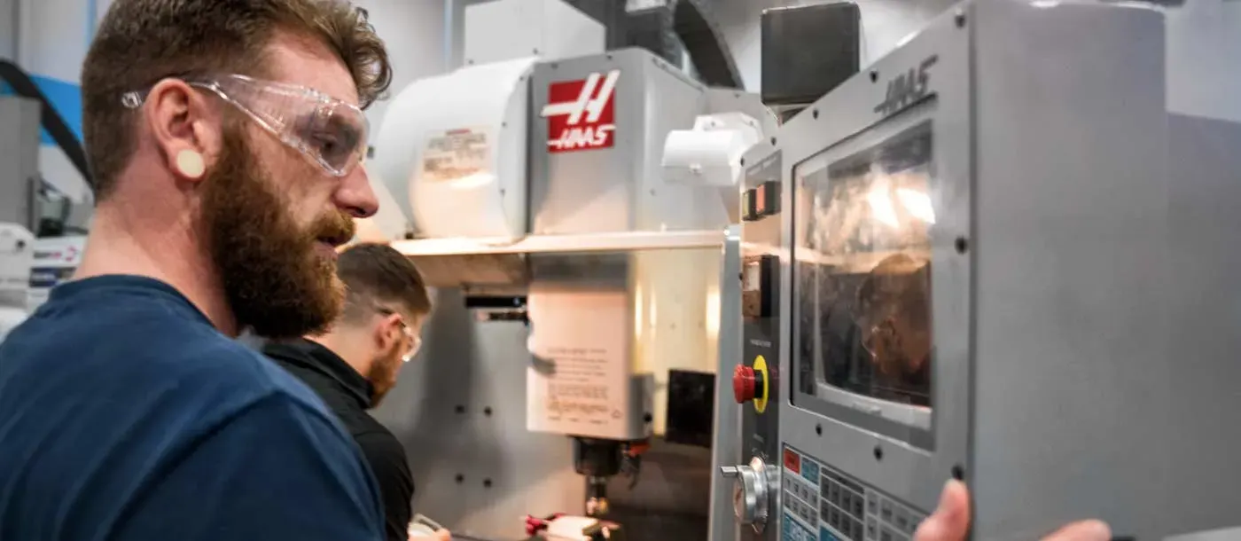 7 TRAITS OF A SUCCESSFUL CNC MACHINING TECHNICIAN