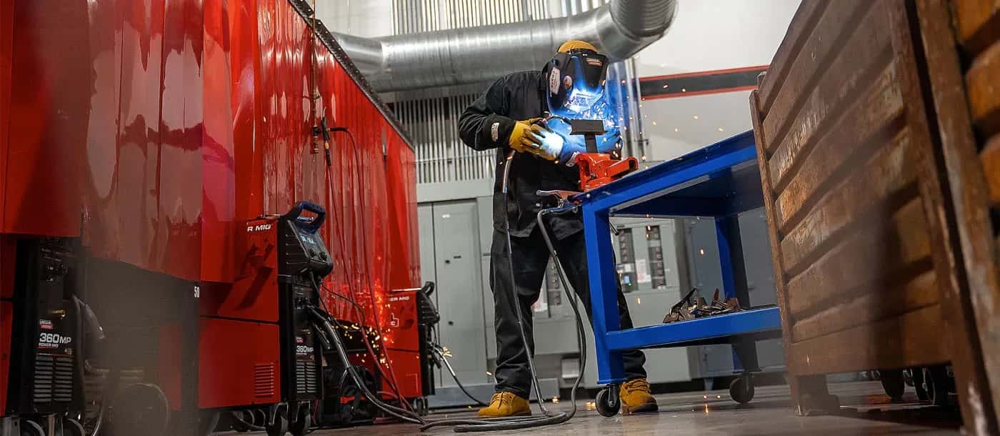 PREPARE FOR A WELDING CAREER NEAR HOLLYWOOD, FLORIDA