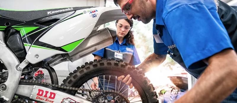 HOW TO BECOME A MOTORCYCLE MECHANIC: YOUR GO-TO GUIDE