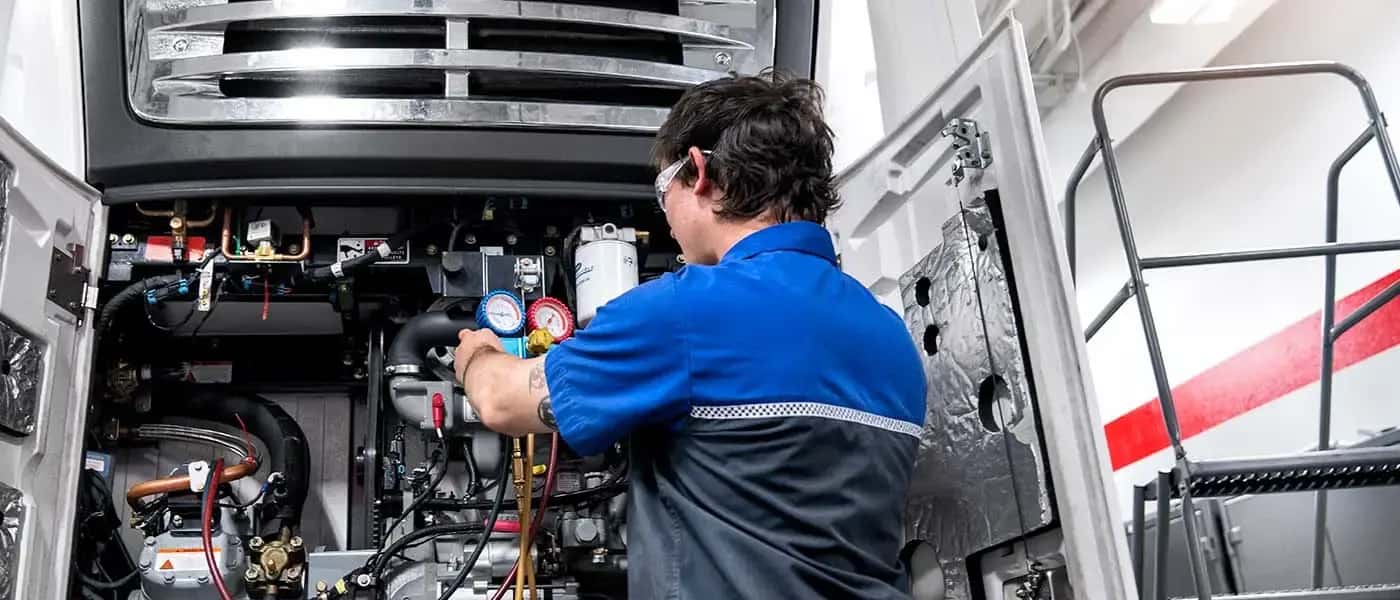 DIESEL MECHANIC SCHOOL IN ORLANDO, FLORIDA