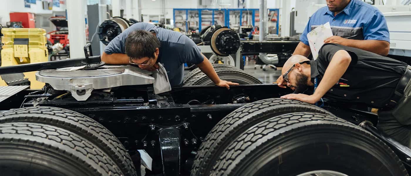 Diesel Mechanic School Near Pasadena, Texas