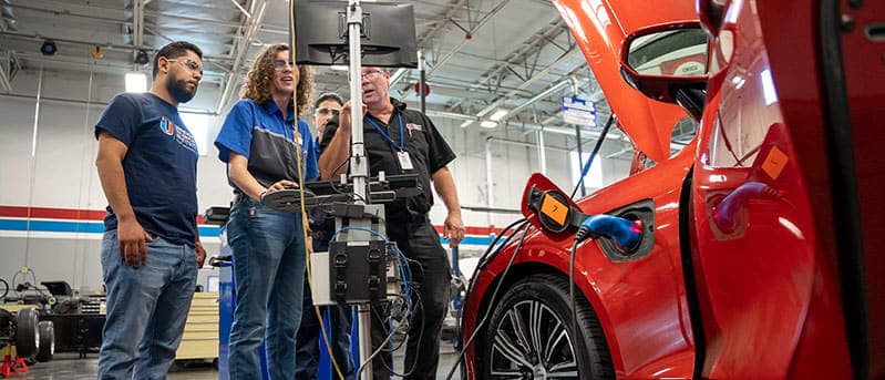 TRAIN FOR A SKILLED CAREER AT A TRADE SCHOOL NEAR LOS ANGELES, CALIFORNIA