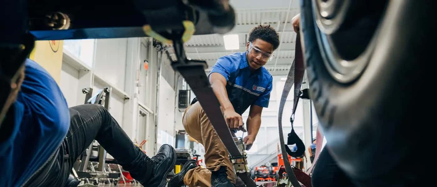 TRADE SCHOOL NEAR WOODLAND, CA: GET THE SKILLS FOR A NEW CAREER!