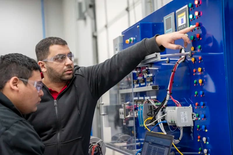 5 Skills You Can Learn in Robotics & Automation Training School