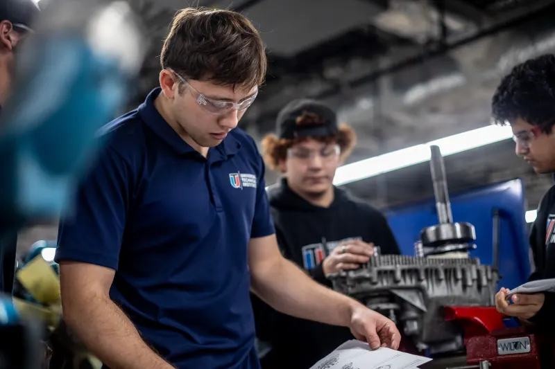 Diesel Mechanic Salary in the US: A Complete Overview