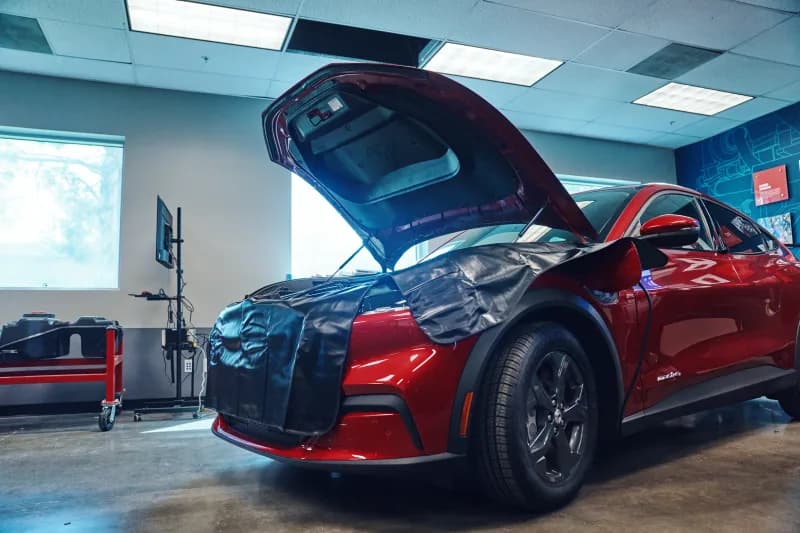 How Do Hybrid Electric Vehicles Work?