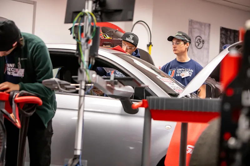 251202_Avondale_EV-30