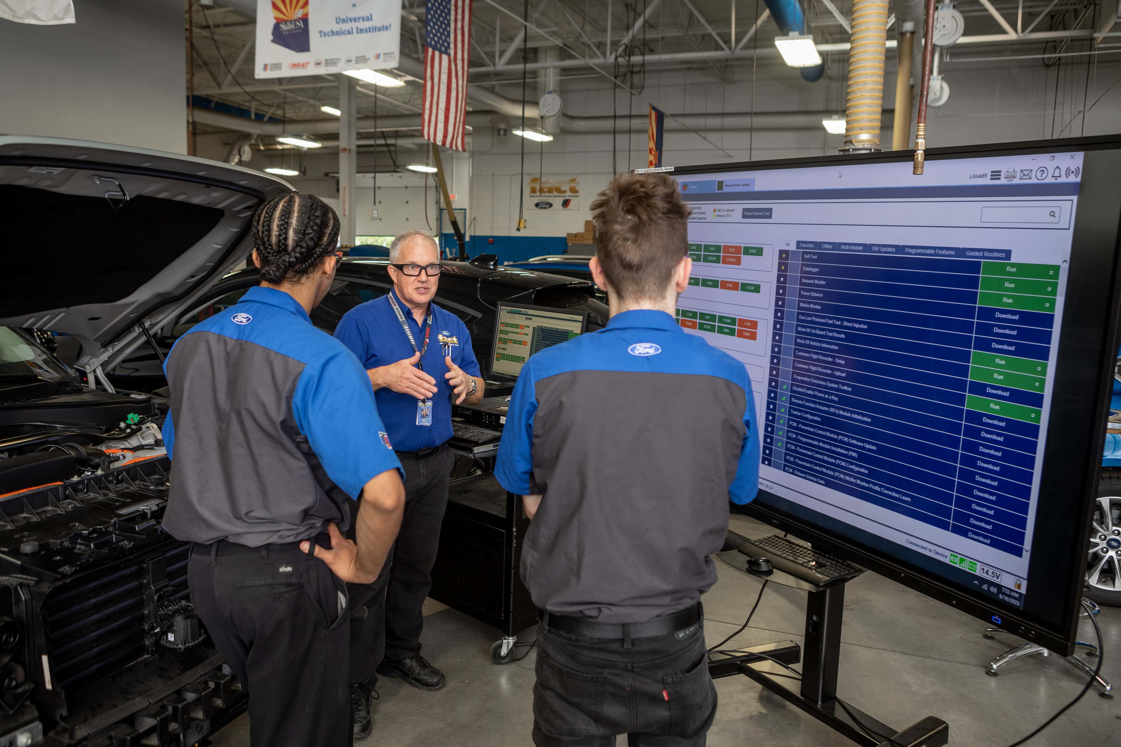 What Types of Hands-On Training Do Auto Mechanics Need?