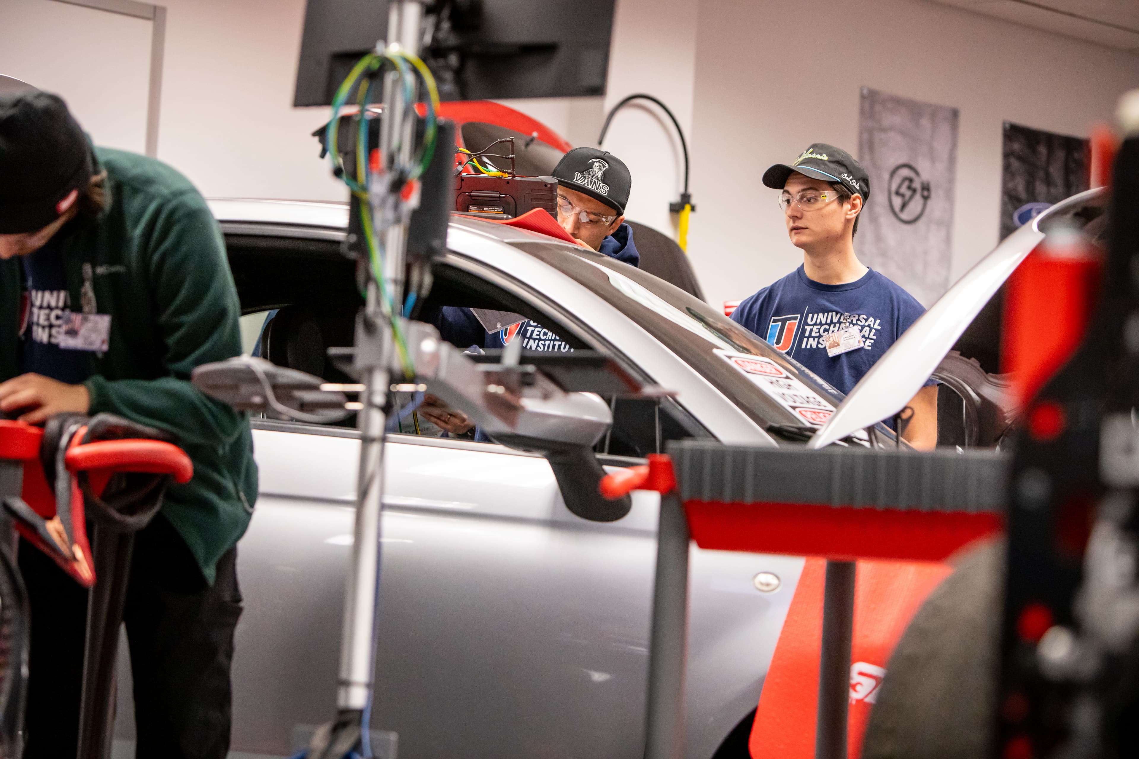 What Is OBD-II? How Mechanics Diagnose Problems in Modern Vehicles